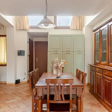 Sunflower Near The Center With Private Parking Apartman